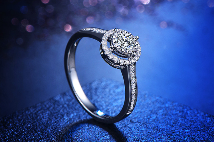 恒久之星白18k金66分结婚定制钻石戒指