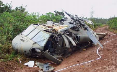 摘要:哥伦比亚警方4日称,一架黑鹰直升机在该国西北部的偏远丛林中