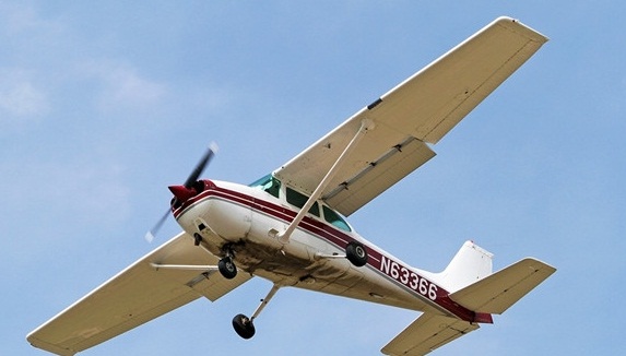 一架小型私人飞机在巴西意外坠毁 导致6人丧生