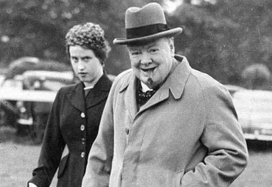 什么?英国大主教竟是隔壁老王儿子?