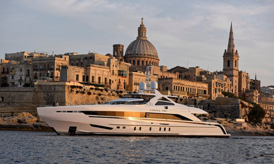 heesen船厂推出全新45米amore mie超级游艇