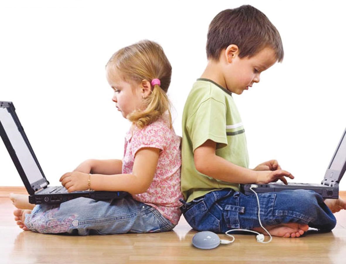 手机如何控制孩子玩手机的时间 ede280369fddea82790ba42018a7dac7.jpg