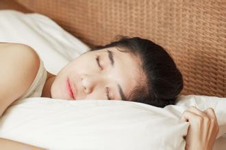 青少年睡眠不足伤身体 容易焦虑抑郁患肥胖症