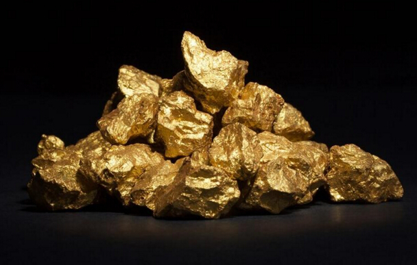 2斤天然黄金 估价超126万人民币