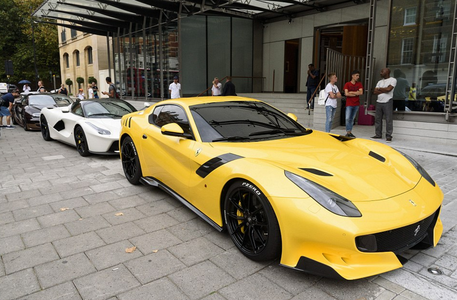 摘要:卡塔尔90后土豪伦敦度假,一眼看去都是豪车.