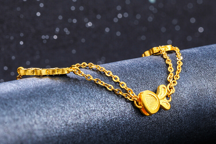 周六福珠宝love时尚足金黄金手链手镯_珠宝图片