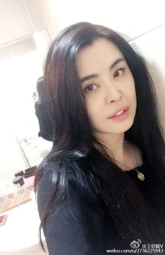 惊艳的女神王祖贤 c15e54bf08db53379ebb65b1ddbcb2bb.jpg?_=1474256534887