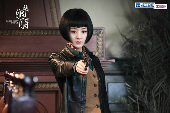 《胭脂》饰演女主角蓝胭脂