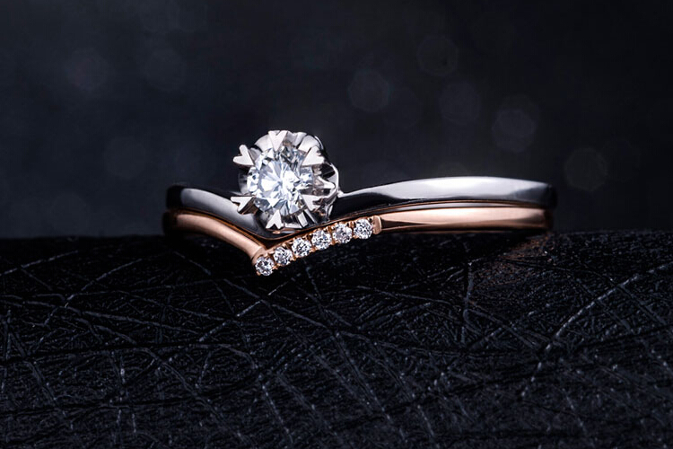 周六福珠宝18k玫瑰金双拼钻石戒指_珠宝图片