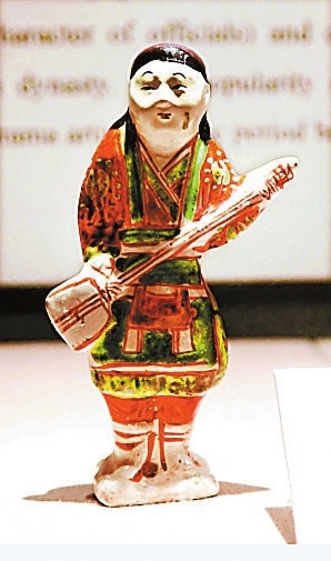 现存“红绿彩”收藏品八成都在深圳望野博物馆