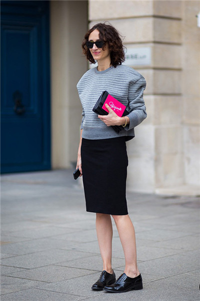 时尚衣服穿搭杂志 53b6eac85d9da49414a1d54805834235.jpg