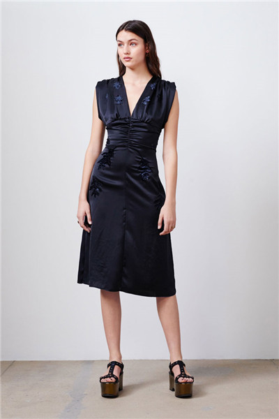 Tomas Maier服装品牌释出2017早秋系列时尚型