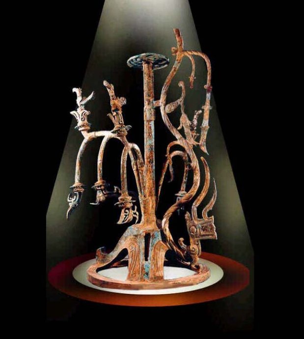 青銅神樹_青銅神樹的特征_青銅神樹是什么樹_青銅神樹文物價值