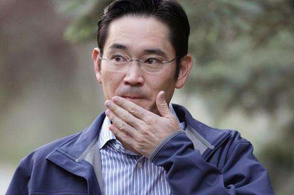 三星太子李在镕因行贿等罪名被捕 狱中仍决策公司事项