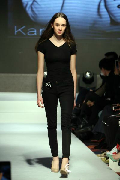 模特面试 e955e74bfc5fc93e9fab3065b75d0745.jpg