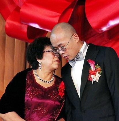 “首善”曹德旺说:我是中国人,谁在说我跑了,我跟谁急
