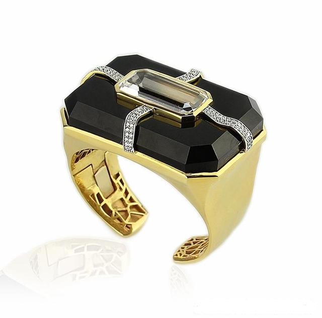 kara ross推出cave珠宝系列 沉浸于堆叠的色彩之中