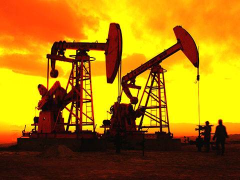 伊拉克欲提升石油日产量 油价上行受威胁