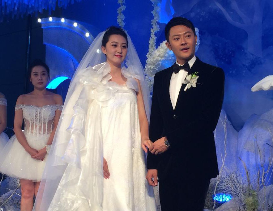 偶像活动婚纱图片_偶像活动图片大全婚纱(2)