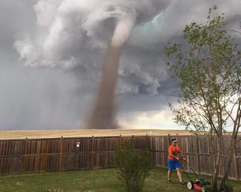 龙卷风照片图片 22992f09bc30b385d003fe427318ce71.jpg?_=1496736294857