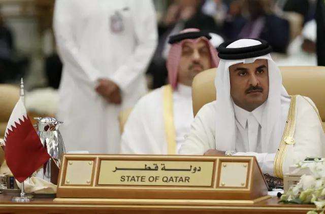 卡塔尔陷外交危机 马克龙正义发声