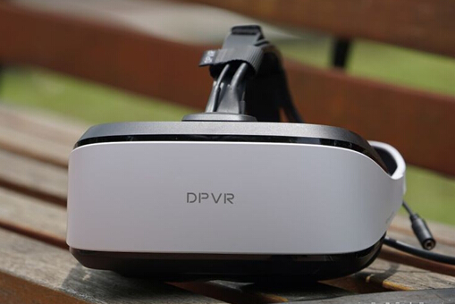 大朋VR E3试用评测：最清晰的PC端VR头盔