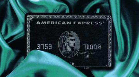 李易峰借款1800万!要是有张信用卡黑卡就不用借钱了