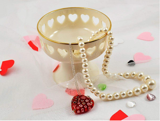 银项链一般要多少钱-白银图片新闻-金投白银-金