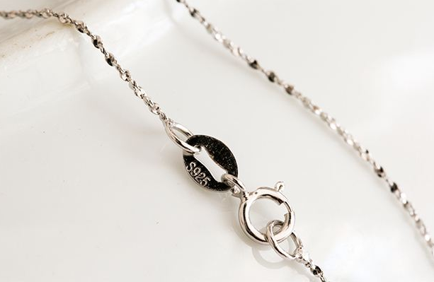 银项链一般要多少钱-白银图片新闻-金投白银-金