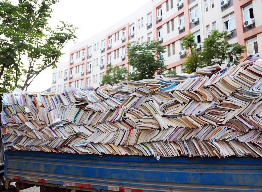 毕业季迎卖书潮