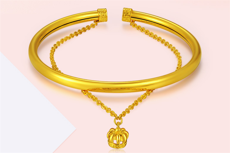百泰黄金弹力皇冠手链999足金结婚镯链宽面手环手镯_珠宝图片
