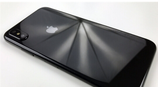 苹果8最新消息：iPhone 8新配色曝光 今年就买这个色吧