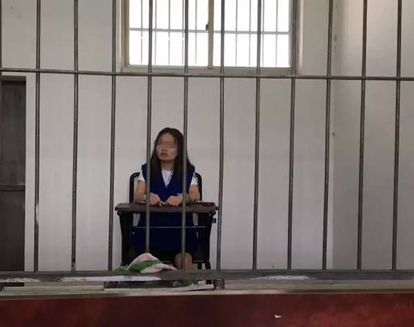 鳝门女主角:曾在男友不知情下直播房事获益2万