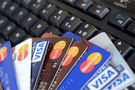 有人帮你还信用卡，靠谱吗？揭秘信用卡代偿业务！