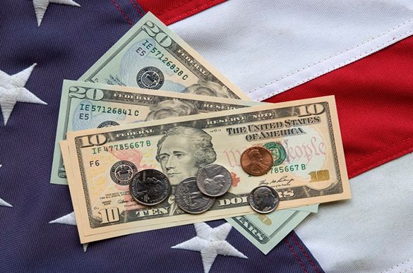 美联储为年底加息"操碎了心" 美元能否"争气"逆袭