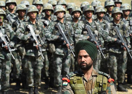 中印边境对峙印军冲撞致中方人员受伤 中印僵局加剧金价上涨