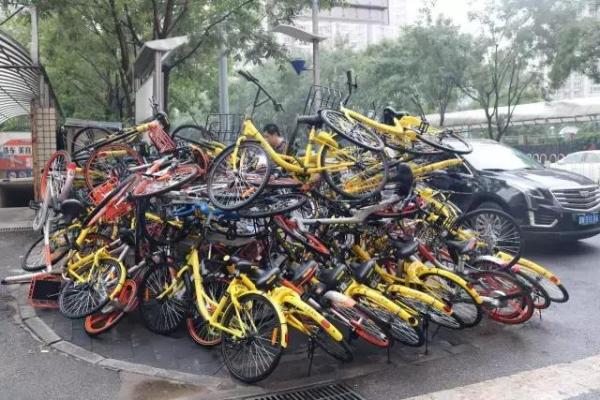 平均每14人一辆单车，北京对共享单车按下“暂停键”！