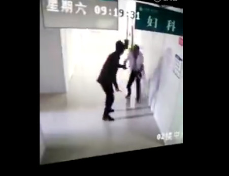 医生遭捅数刀身亡 犯罪嫌疑向公安机关投案自首