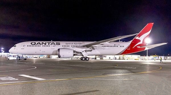 澳洲航空首架波音787-9完成喷漆并将于国内航线提供服务-私人飞机-金