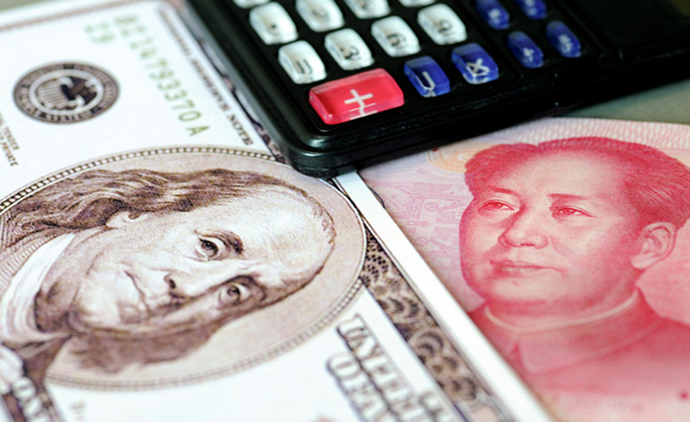 美国进入加息周期 人民币将会缓慢贬值?