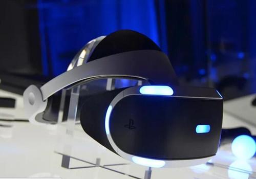 Facebook发布新VR头盔 大规模扩张虚拟现实设备