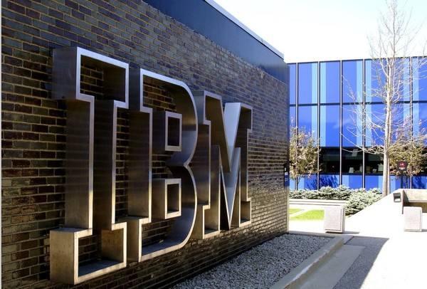 IBM三季报高于预期 股价创八年多来新高