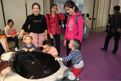 武汉首届观赏石珠宝科普文化节人气不减 珍奇宝石盛宴精彩继续