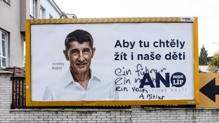 民粹主义蔓延 持有实物黄金作为保险