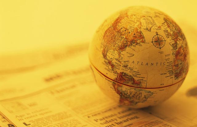 黄金“连跌三周” 投资者对后市现分歧