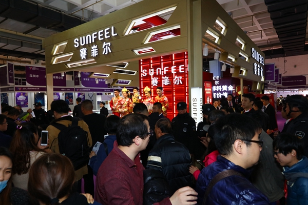 3d婚纱模板_第一套3D打印婚纱,国丝馆的这场秀大开脑洞(2)