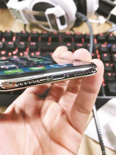 苹果试用半月掉漆 工作人员称是使用不当造成