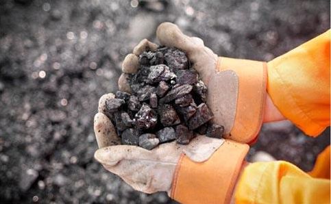 铁矿石期价探底回升 11月23日最新铁矿石行情走势分析