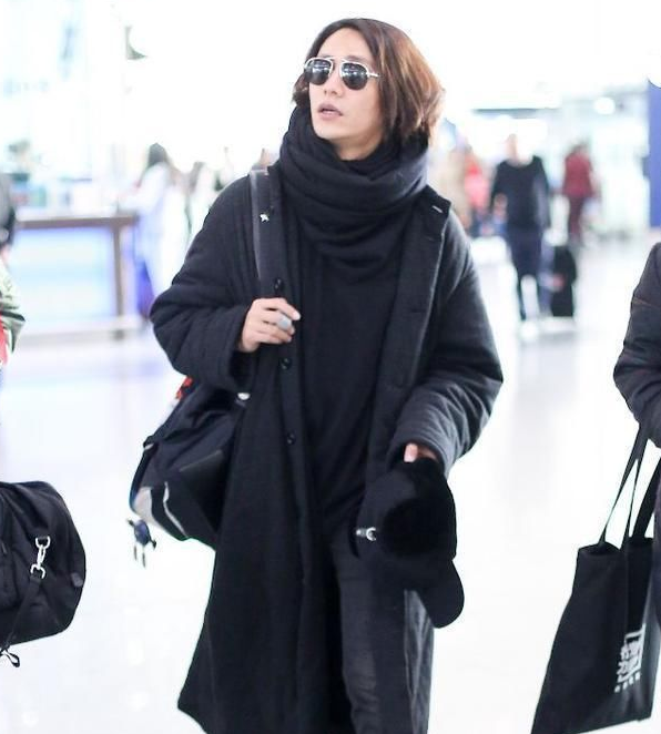 风衣新百伦_新百伦标志(3)