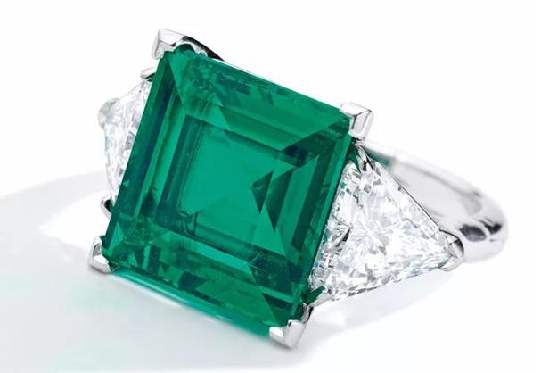 纽约苏富比瑰丽珠宝&珍贵珠宝专场开拍 众多稀缺宝石齐迎佳节